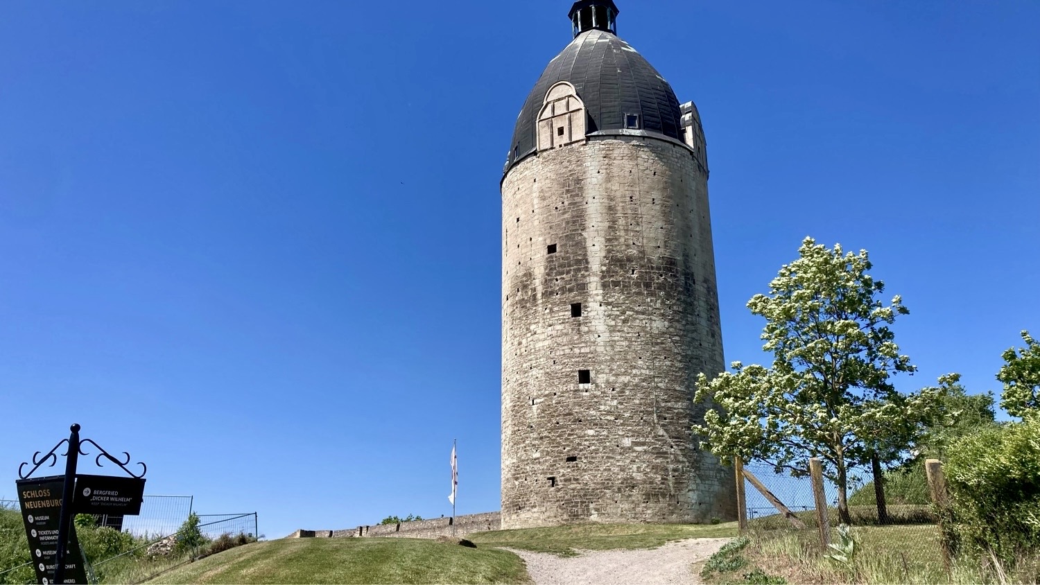 IMG_6234 Bergfried Dicker Wilhelm