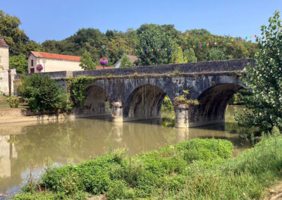 Brücke über Luy de Béarn
